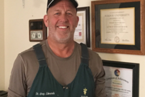 Dr. Greg Edwards, DVM